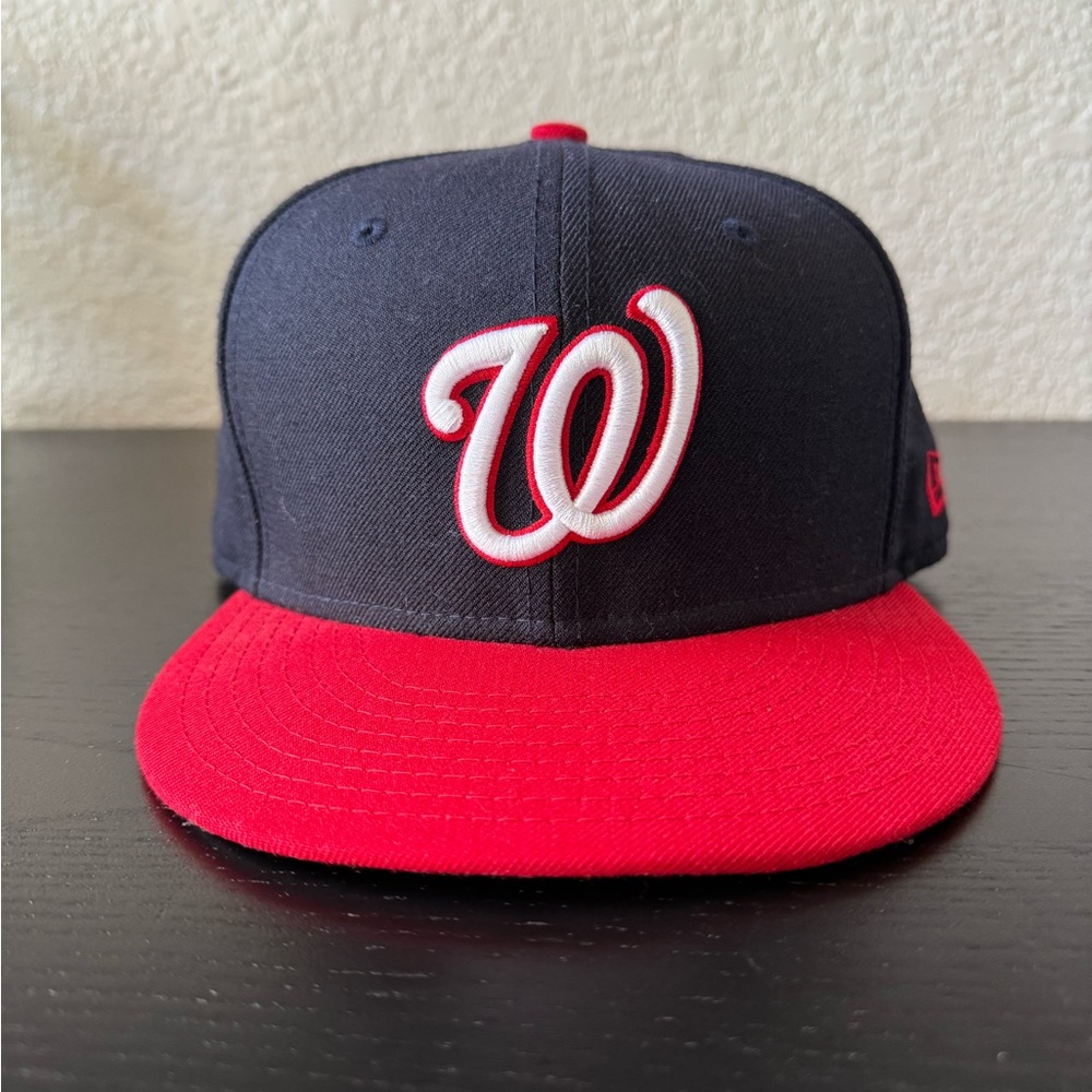 Washington Nationals New Era adjustable baseball cap navy with red bill